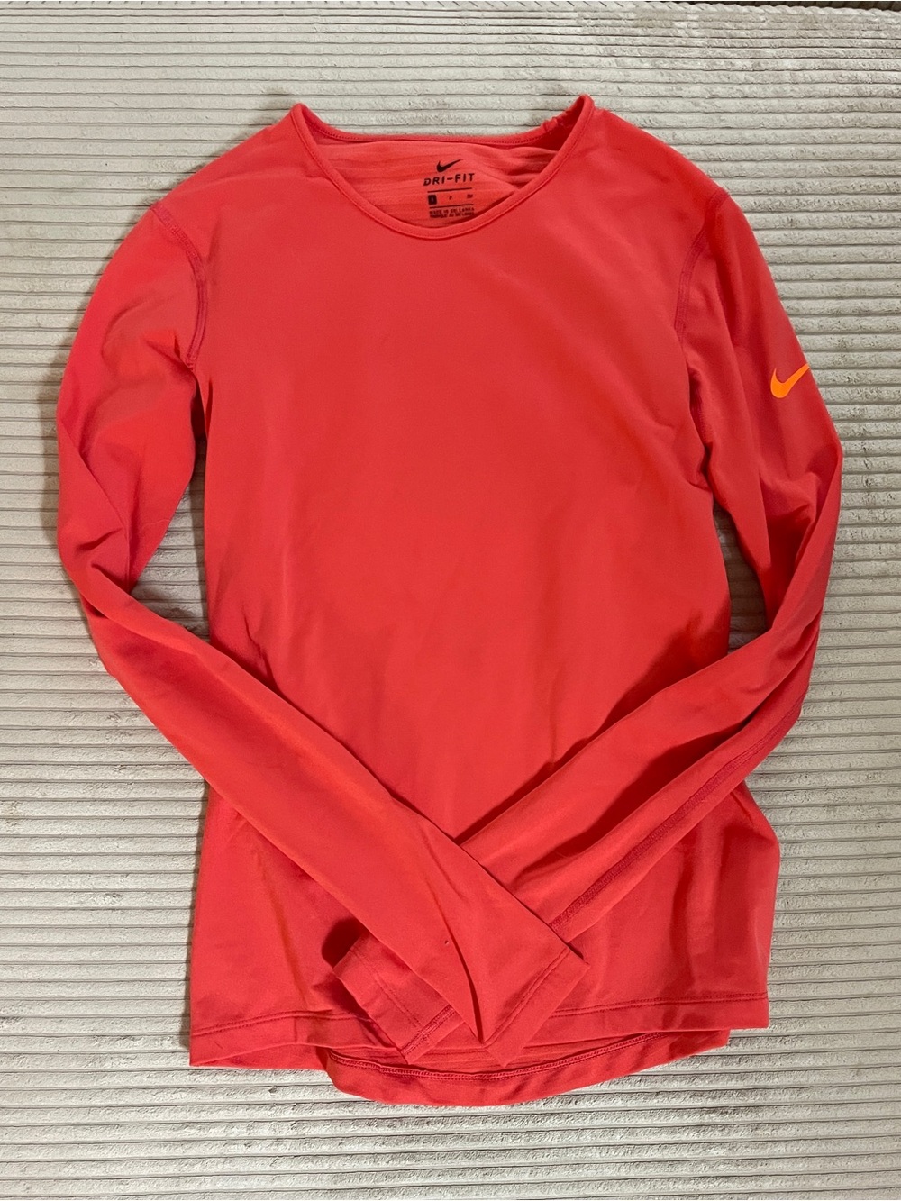 Nike Dri-Fit Coral Red Orange Long Sleeve Tech Tee Small